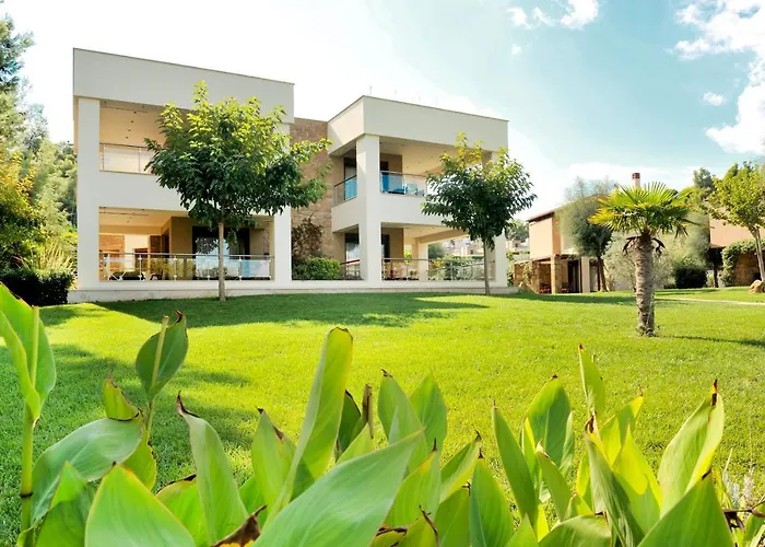 Sani Polyastron & Sani (Chalkidiki)