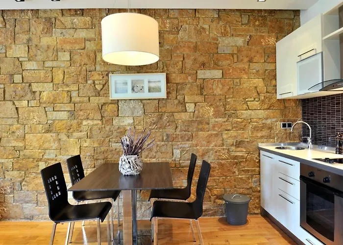 Hotel Sani Polyastron & 4*