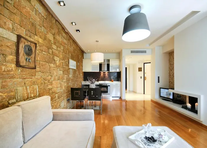 Sani Polyastron & Hotel 4*