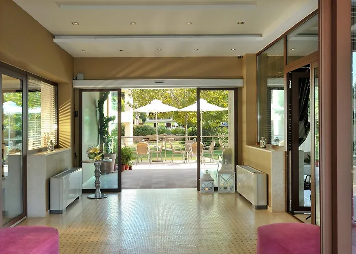 Sani Polyastron & 4* Sani (Chalkidiki)